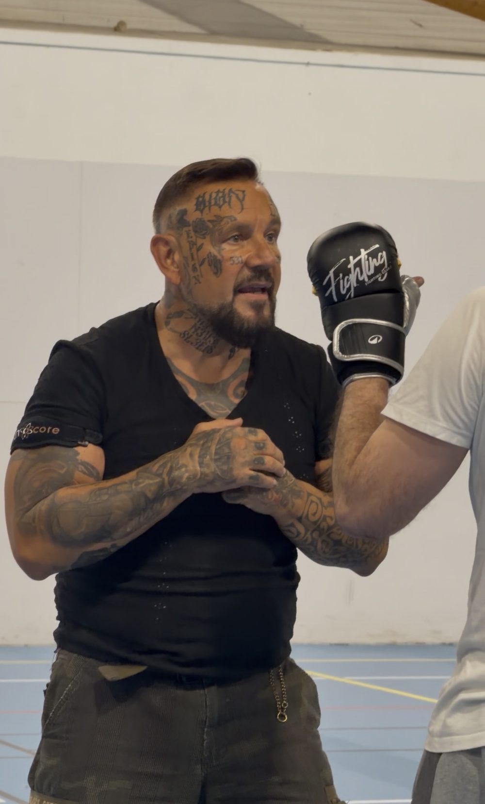 Eric en démonstration pendant un cours de Krav Maga
